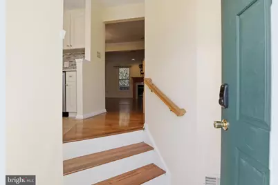 6203 Abbottsbury Row, Alexandria, VA 22315 - Photo 3