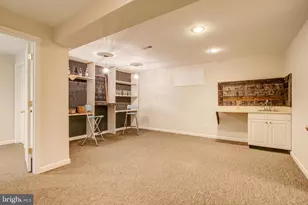 710 Parrish Farm Ln, Great Falls, VA 22066 - Photo 35