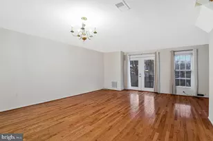 7865 Parthian Ct, Springfield, VA 22153 - Photo 13