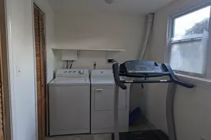 9119 Aspenpark Ct, Lorton, VA 22079 - Photo 21