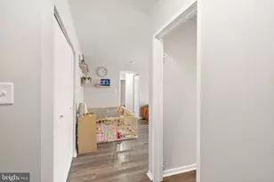 9728 Kingsbridge Dr, Fairfax, VA 22031 - Photo 7