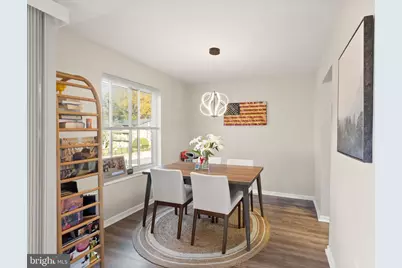 9728 Kingsbridge Drive #302, Fairfax, VA 22031 - Photo 9