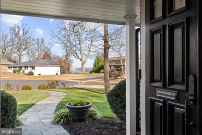 1101 Gatewood Drive, Alexandria, VA 22307 - Photo 5