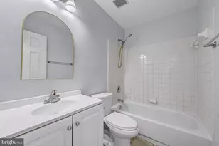 14171 Autumn Cir, Centreville, VA 20121 - Photo 19