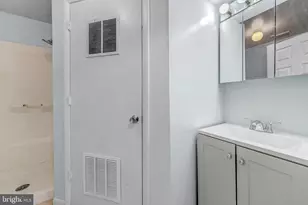 14171 Autumn Cir, Centreville, VA 20121 - Photo 25