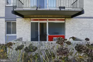 3245 Rio Dr, Falls Church, VA 22041 - Photo 19