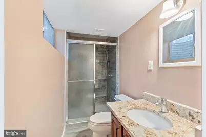 7852 Oreana Drive, Annandale, VA 22003 - Photo 31