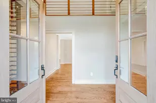 5921 Chesterbrook Rd, McLean, VA 22101 - Photo 5