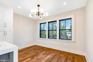 5921 Chesterbrook Rd, McLean, VA 22101 - Photo 17