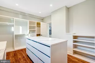 5921 Chesterbrook Rd, McLean, VA 22101 - Photo 33