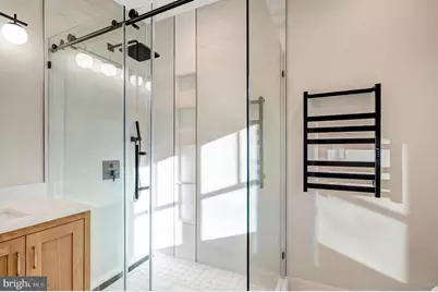 5921 Chesterbrook Road, McLean, VA 22101 - Photo 39