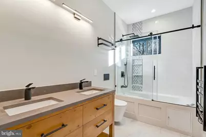 5921 Chesterbrook Road, McLean, VA 22101 - Photo 47