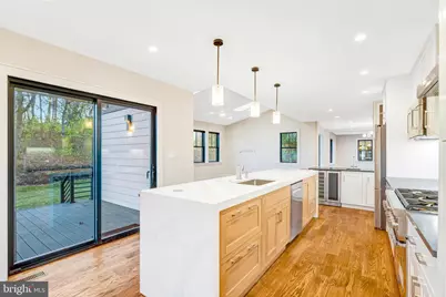 5921 Chesterbrook Road, McLean, VA 22101 - Photo 21