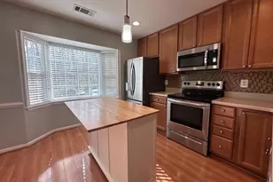 5832 First Lndg Wy, Burke, VA 22015 - Photo 3