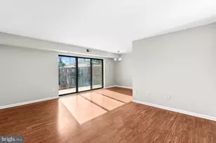 7616 Savannah St, Falls Church, VA 22043 - Photo 9