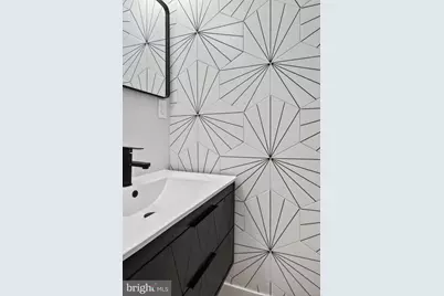 8336 Claremont Woods Drive, Alexandria, VA 22309 - Photo 9