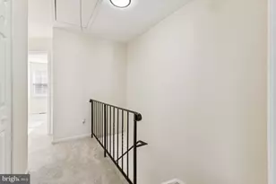 13723 Autumn Vale Ct, Chantilly, VA 20151 - Photo 17