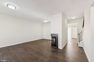 13723 Autumn Vale Ct, Chantilly, VA 20151 - Photo 7