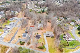 8906 Hooes Rd, Lorton, VA 22079 - Photo 3