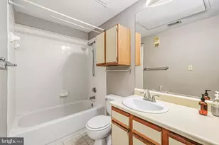 3916 Penderview Dr, Fairfax, VA 22033 - Photo 11