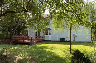 4359 Silas Hutchinson Dr, Chantilly, VA 20151 - Photo 9