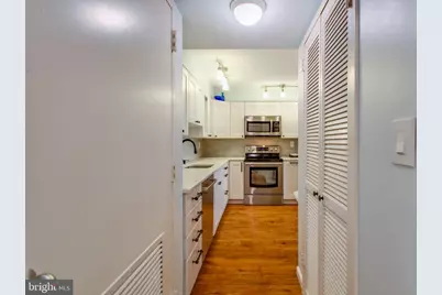 1808 Old Meadow Road #1012, McLean, VA 22102 - Photo 19