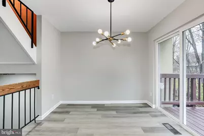 2394 Southgate Square, Reston, VA 20191 - Photo 9