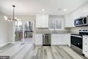 2394 Southgate Square, Reston, VA 20191 - Photo 13