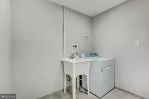 2394 Southgate Square, Reston, VA 20191 - Photo 41