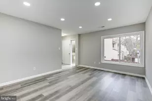 2394 Southgate Square, Reston, VA 20191 - Photo 3