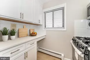 6706 James Lee St, Falls Church, VA 22042 - Photo 9