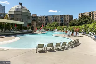 8370 Greensboro Dr, McLean, VA 22102 - Photo 17