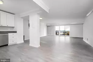 8370 Greensboro Dr, McLean, VA 22102 - Photo 5