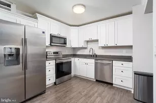 8370 Greensboro Dr, McLean, VA 22102 - Photo 3