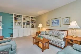 2300 Pimmit Dr, Falls Church, VA 22043 - Photo 7