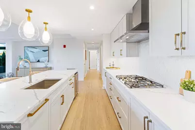 6718 Lowell Avenue #406, McLean, VA 22101 - Photo 9