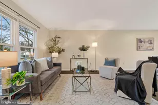 12819 Fantasia Dr, Herndon, VA 20170 - Photo 9