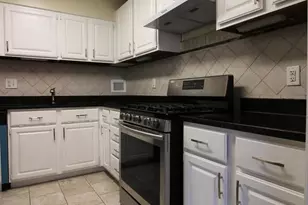 2632 Wagon Dr, Alexandria, VA 22303 - Photo 9