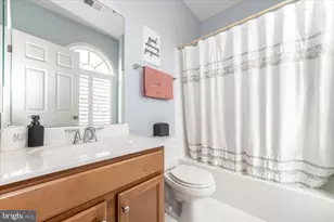 1686 Winterwood Ct, Herndon, VA 20170 - Photo 33