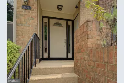 1737 Cy Court, Vienna, VA 22182 - Photo 5