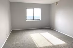 5902 Mt Eagle Dr, Alexandria, VA 22303 - Photo 11