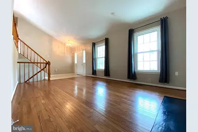 7684 Green Garland Drive, Springfield, VA 22153 - Photo 9