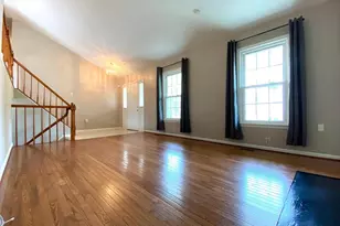 7684 Green Garland Dr, Springfield, VA 22153 - Photo 9