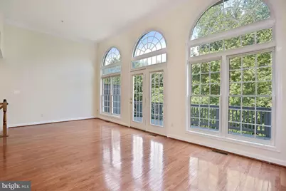 1614 Leeds Castle Drive, Vienna, VA 22182 - Photo 9