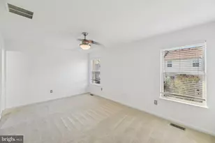 6330 James Harris Way, Centreville, VA 20121 - Photo 15