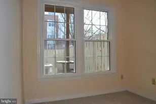 9443 Van Arsdale Dr, Vienna, VA 22181 - Photo 29