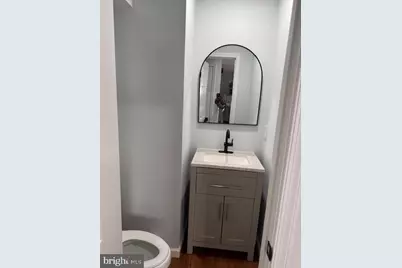 5623 Glenwood Mews Drive, Alexandria, VA 22315 - Photo 17