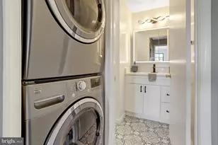 6902 Mary Caroline Cir, Alexandria, VA 22310 - Photo 19