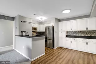 6902 Mary Caroline Cir, Alexandria, VA 22310 - Photo 11