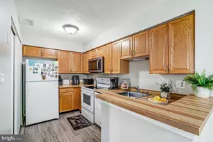 7598 Lakeside Village Dr, Falls Church, VA 22042 - Photo 9